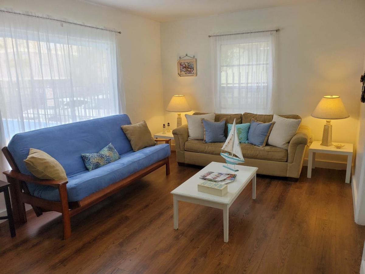 La Villa Azul - A Beachy Stay in Miami Kültér fotó
